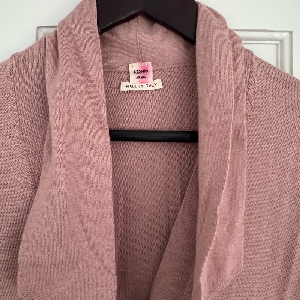 Hermès Women's Pink Cardigan Sweater - Picture 4 of 8